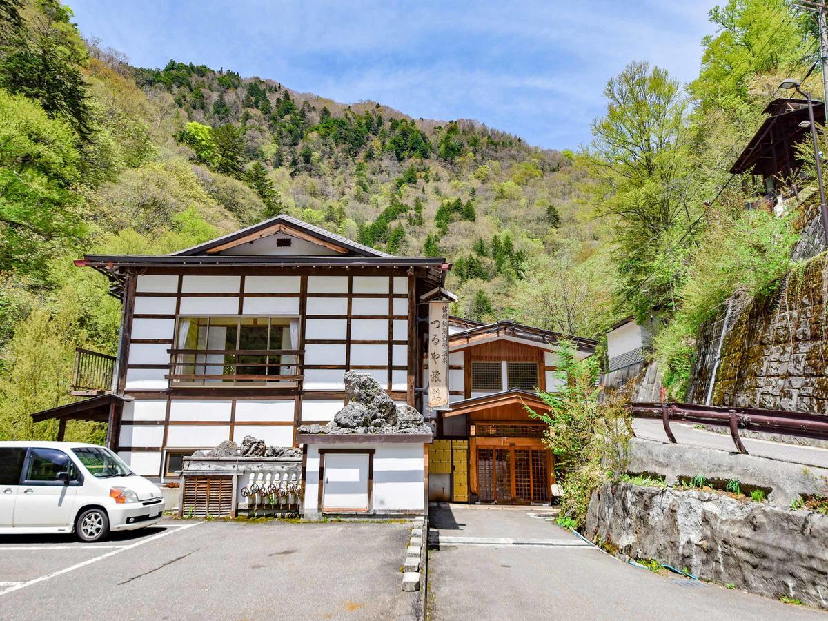 白骨温泉　つるや旅館 松本市 エクステリア 写真